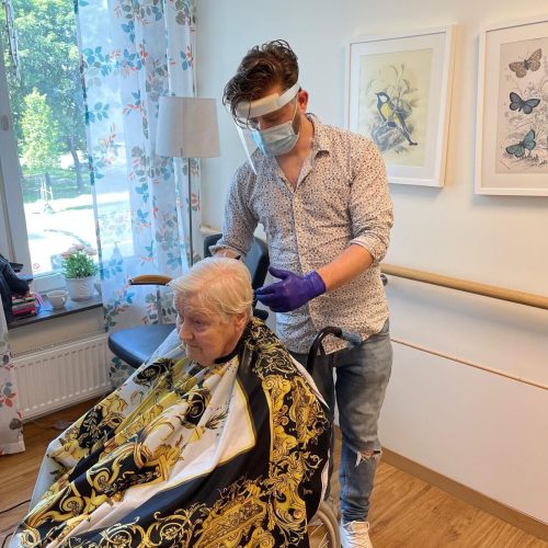 65dff2a6-63e4-4af8-b979-134d4ceb6a49